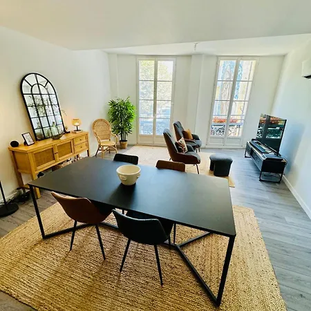 Center Location! Apartment