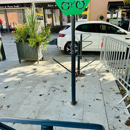 Center Location! Apartment *